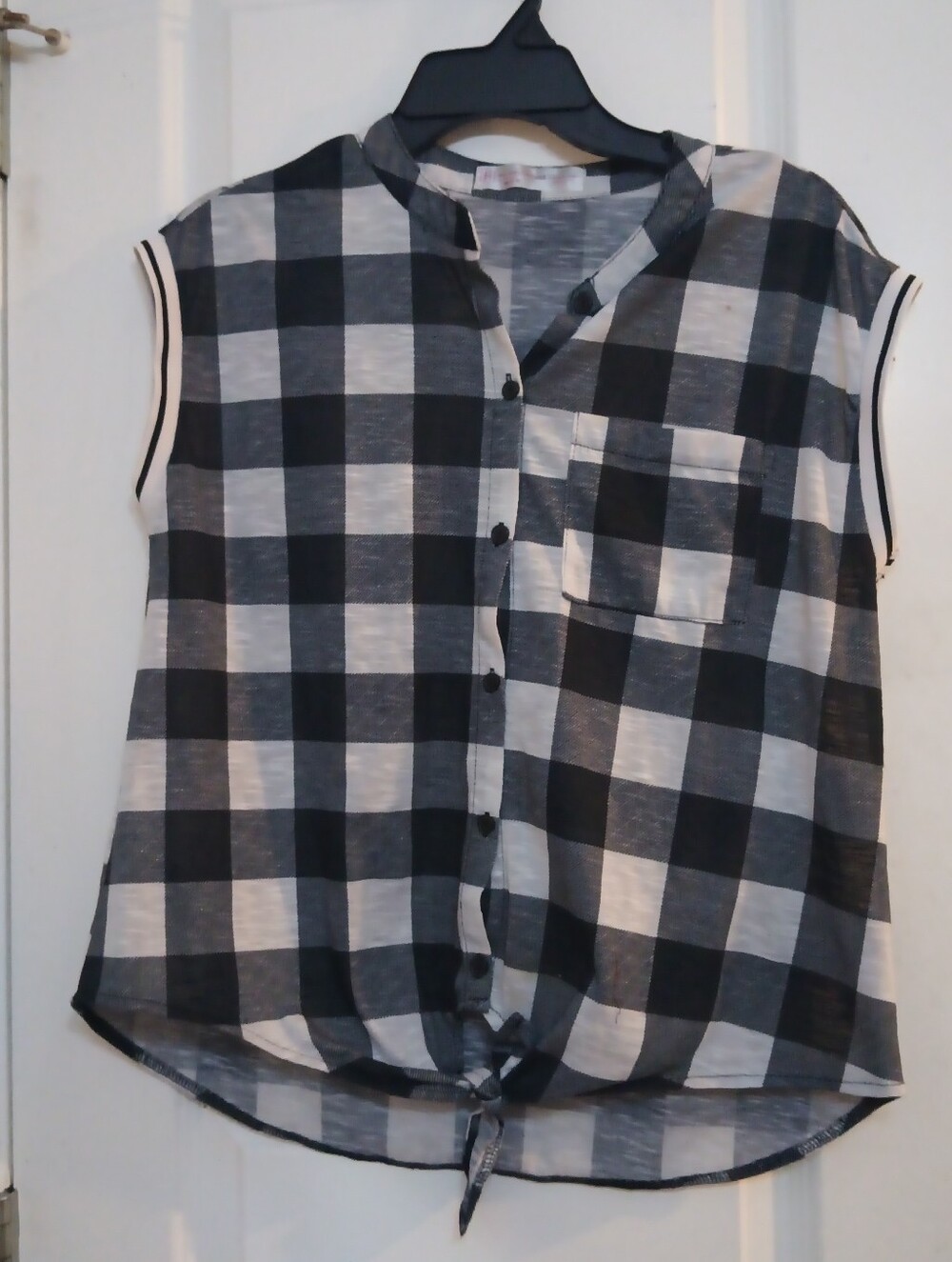 No Boundaries Black and White Plaid Button Front Tie-Hem Sleeveless Top